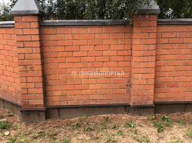 Советы по уходу за кирпичными заборами: продлеваем срок службы