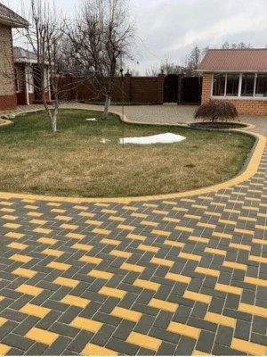 Укладка тротуарной плитки